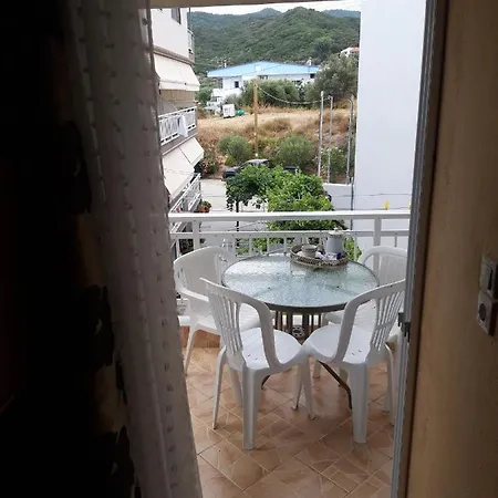Apartment House Irene & Stelios *